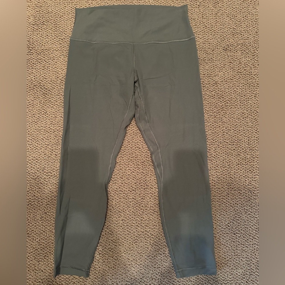 Lululemon ribbed Align legging size 12.